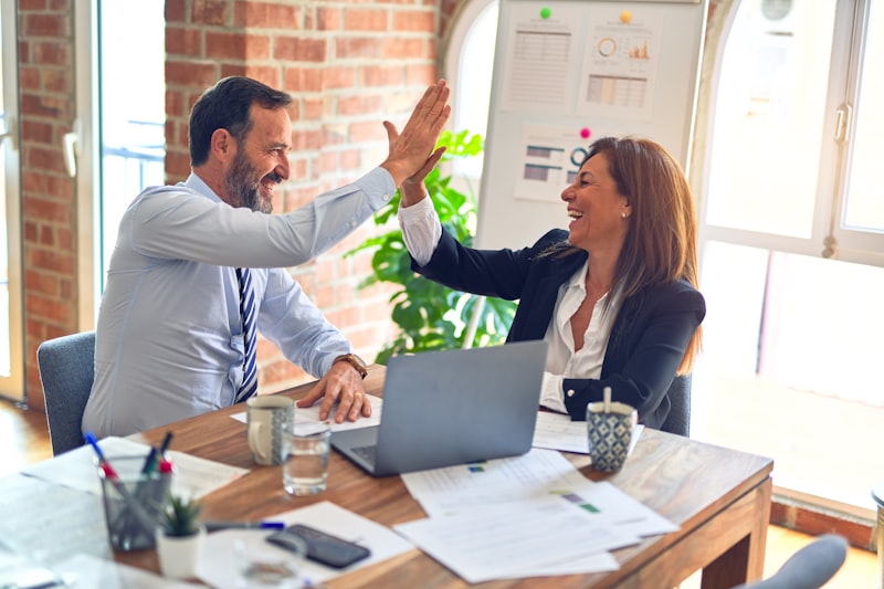 PEO referral partner program — how brokers and CPAs earn recurring revenue with PEOs